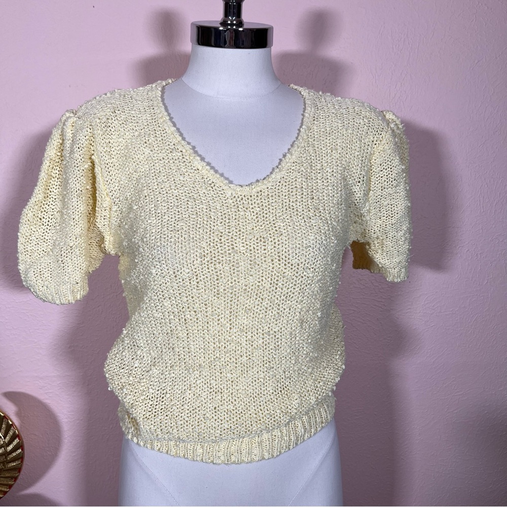Vintage 70 80 Retro Pale Yellow Nubby Puff Sleeves Feminine Cropped Sweater - Picture 3 of 16